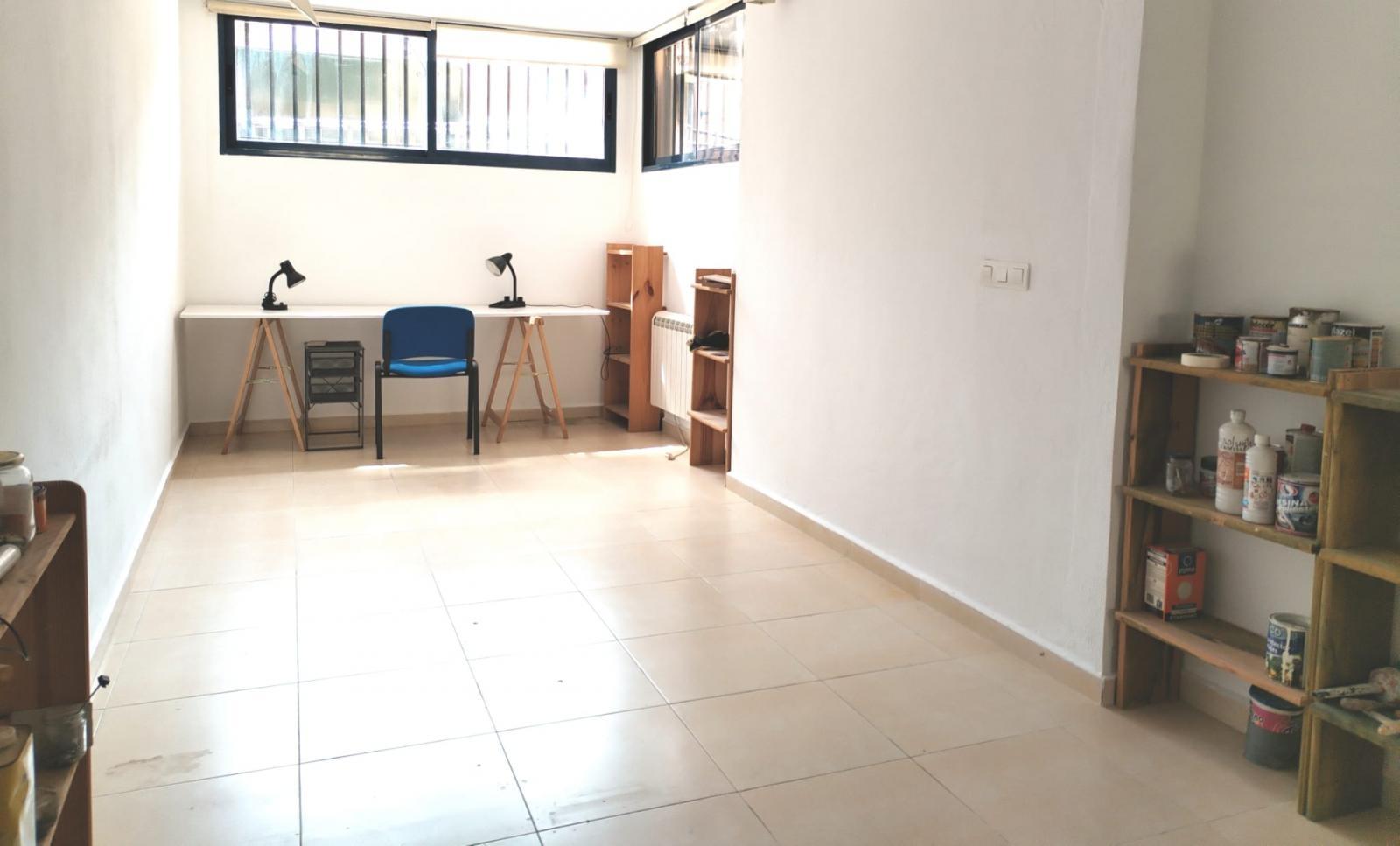 Terraced House for Rent in Granada