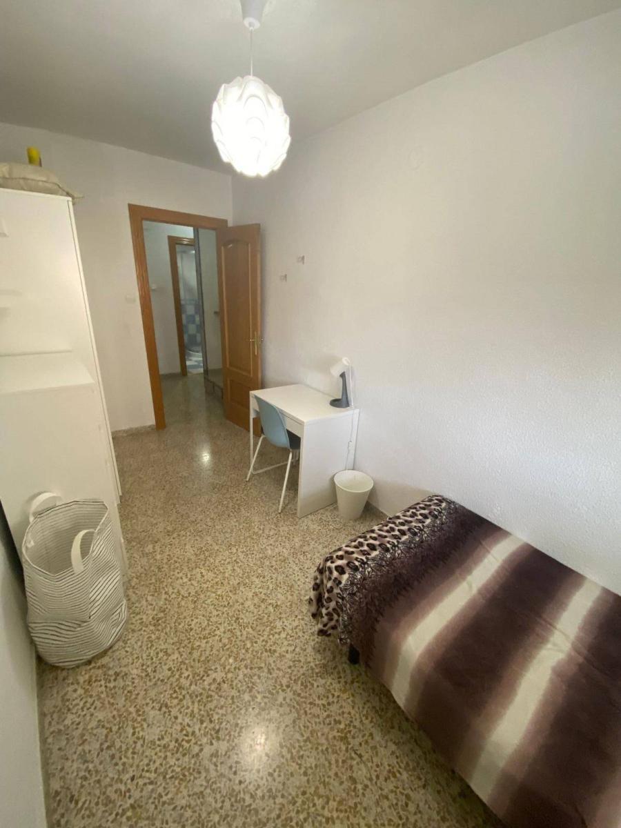 Flat for Rent in Granada
