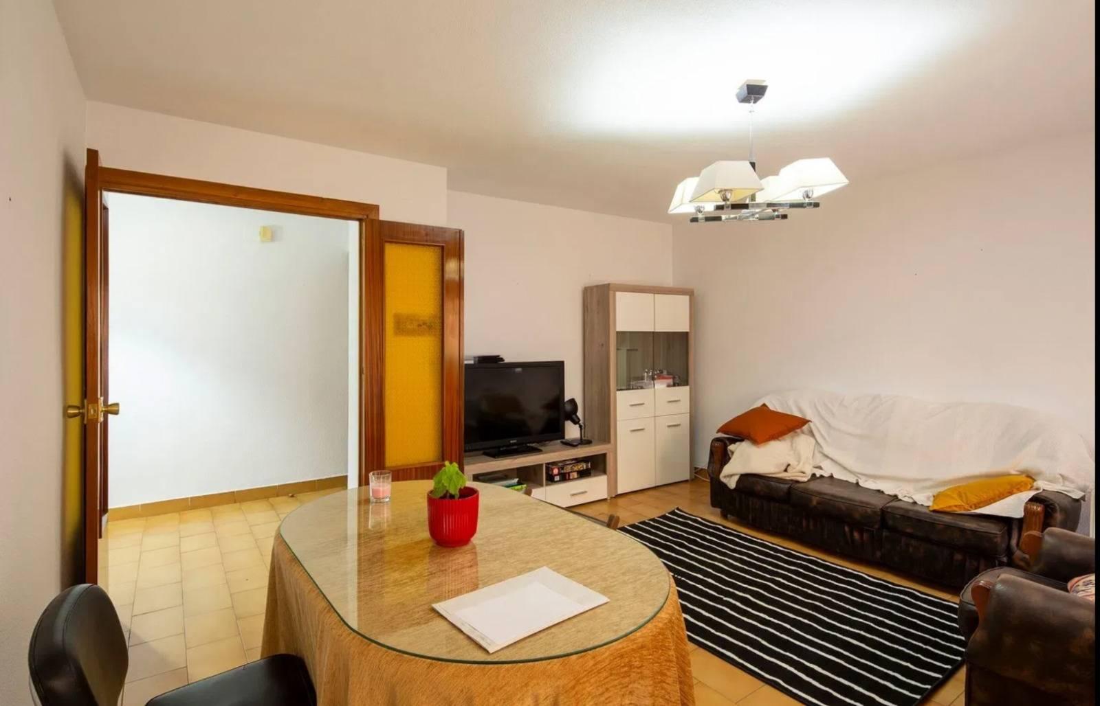 Flat for Rent in Granada