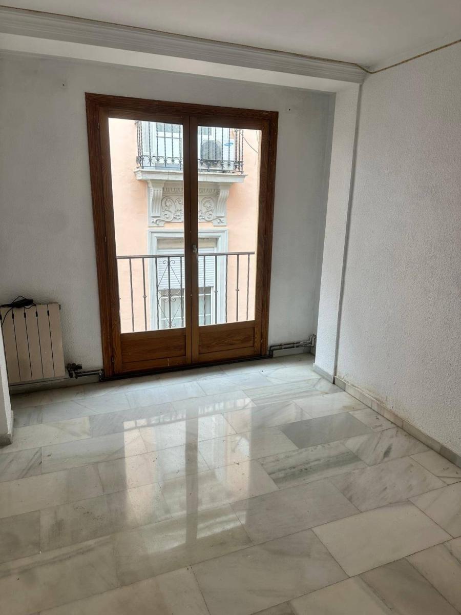 Apartment for Sale in Granada
