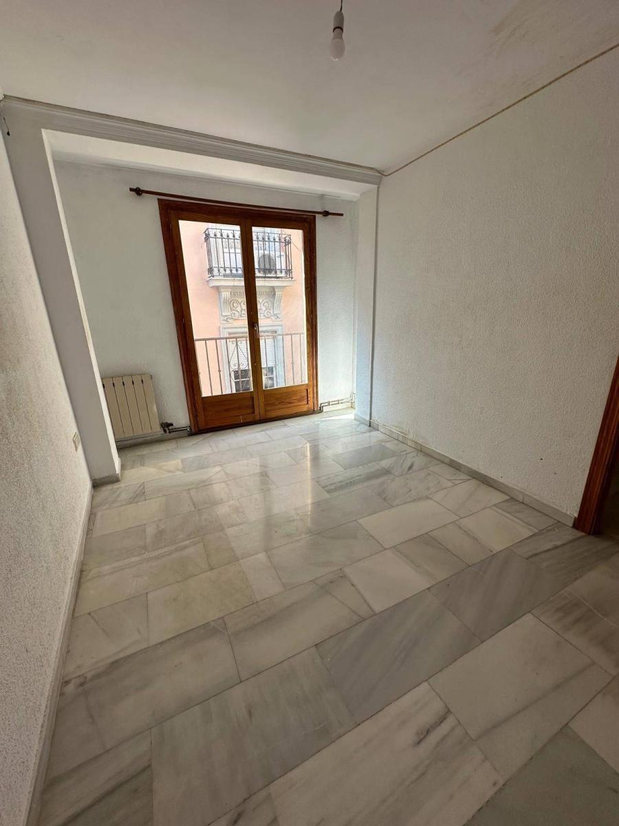 Apartment for Sale in Granada