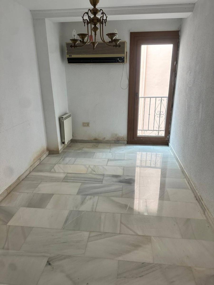 Apartment for Sale in Granada