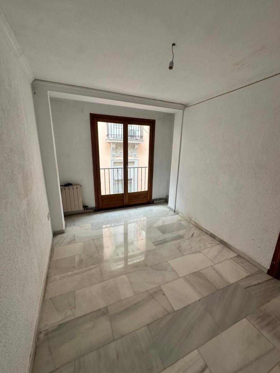 Apartment for Sale in Granada