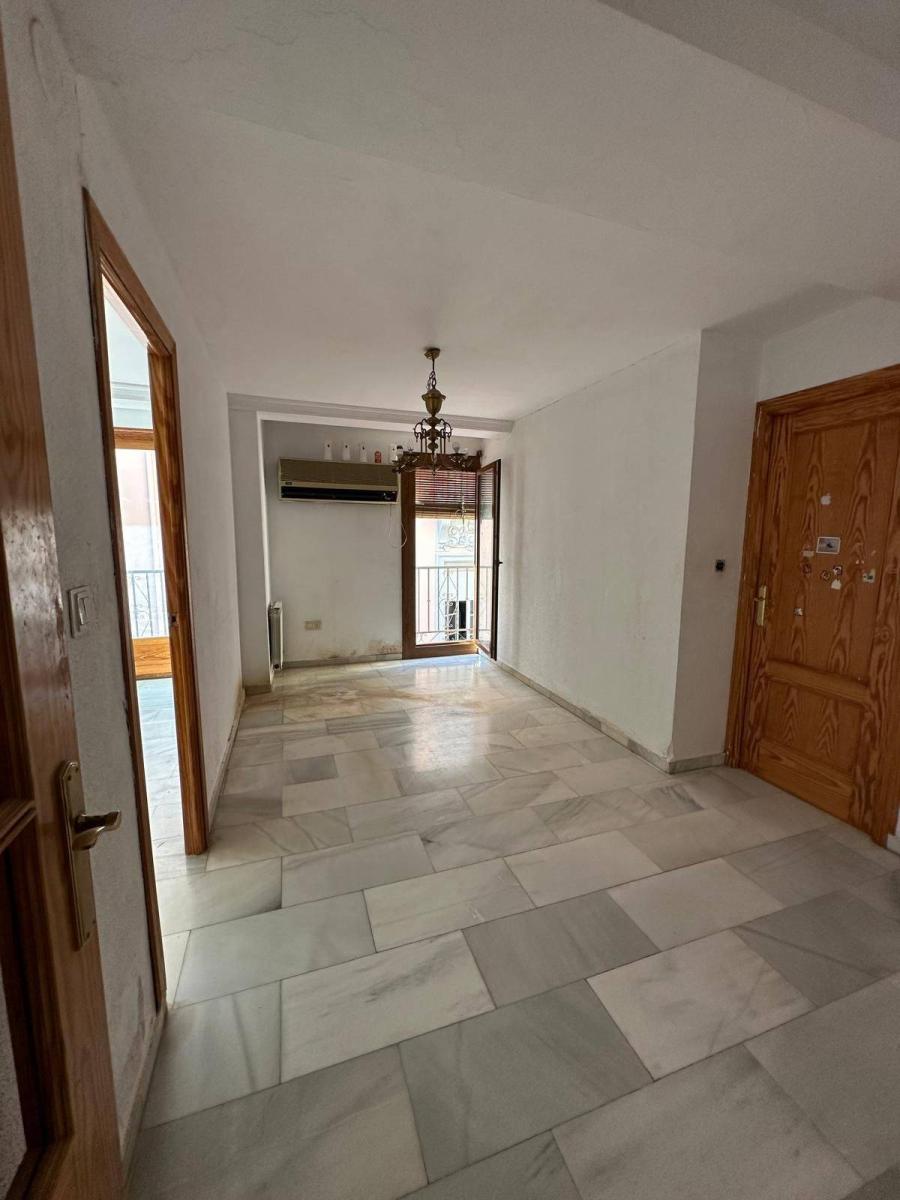 Apartment for Sale in Granada