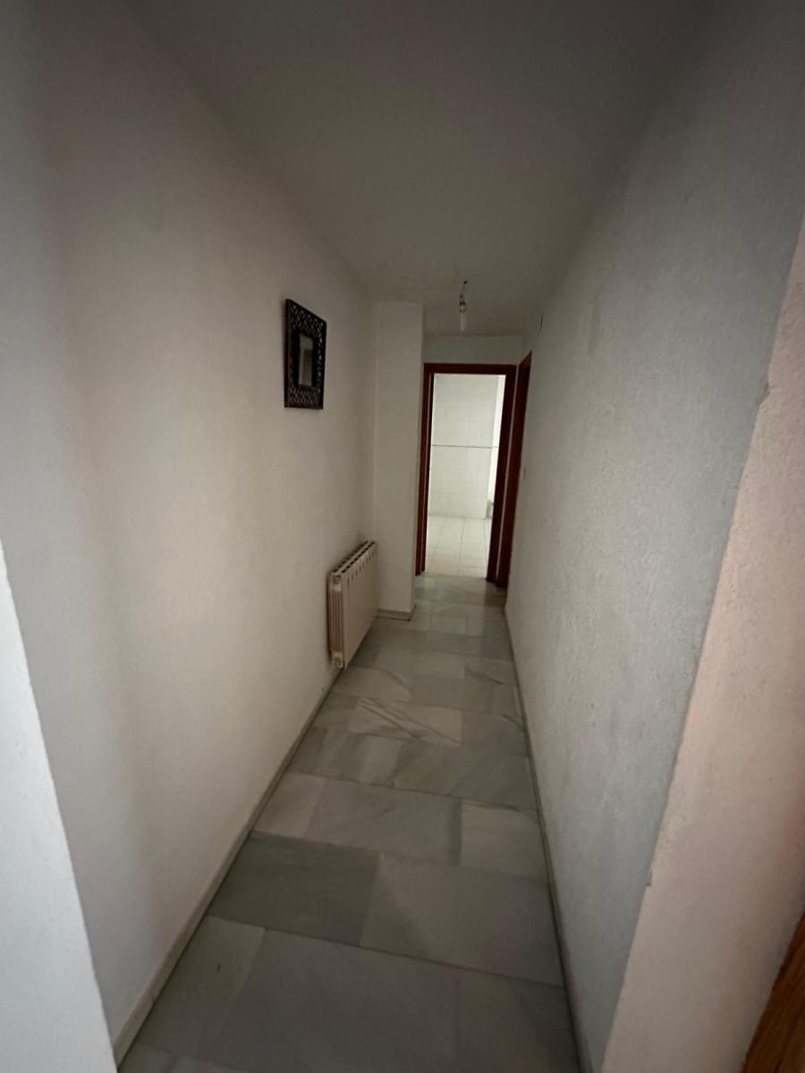 Apartment for Sale in Granada