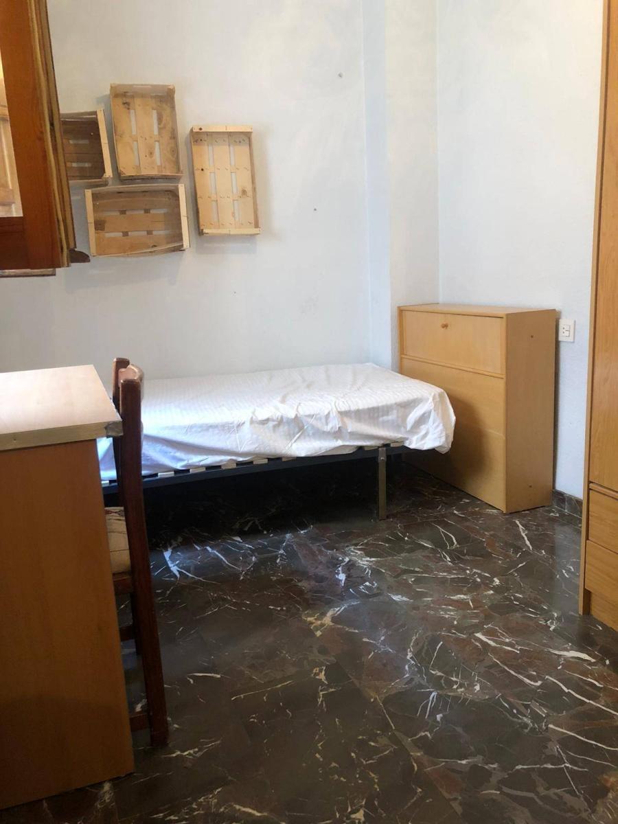 Flat for Rent in Granada