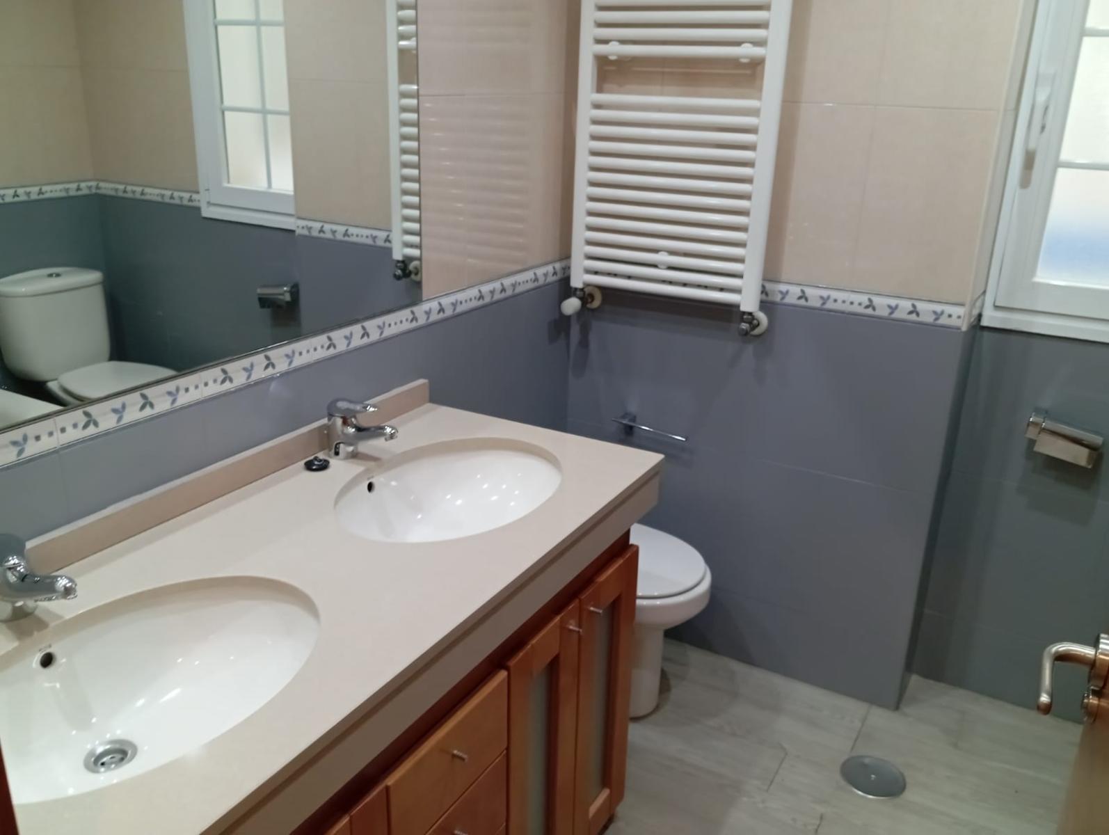 Flat for Rent in Granada