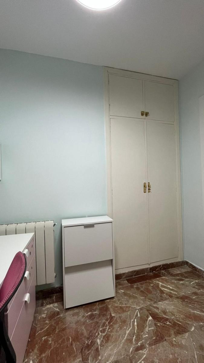 Flat for Rent in Granada