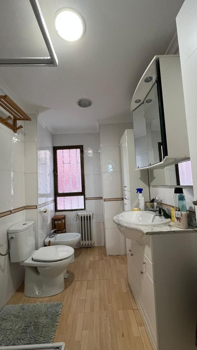 Flat for Rent in Granada