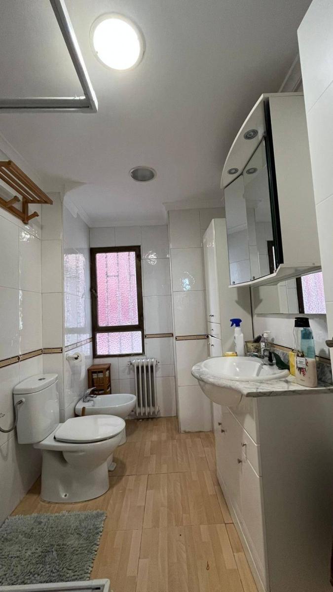 Flat for Rent in Granada