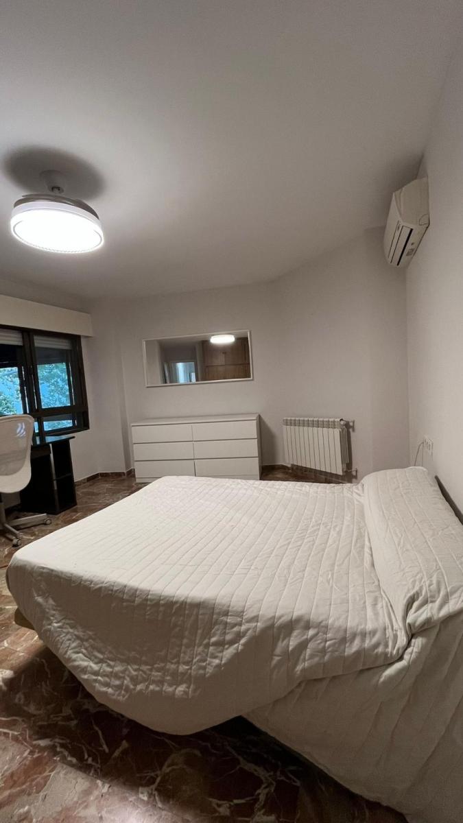 Flat for Rent in Granada