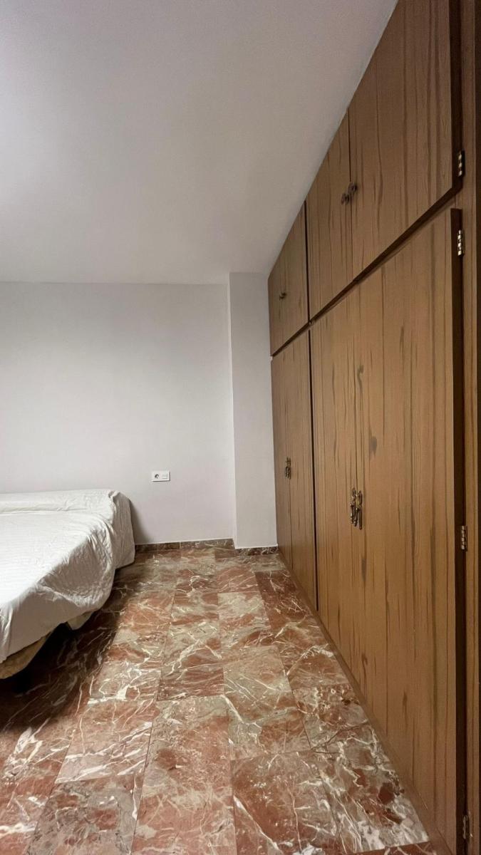 Flat for Rent in Granada