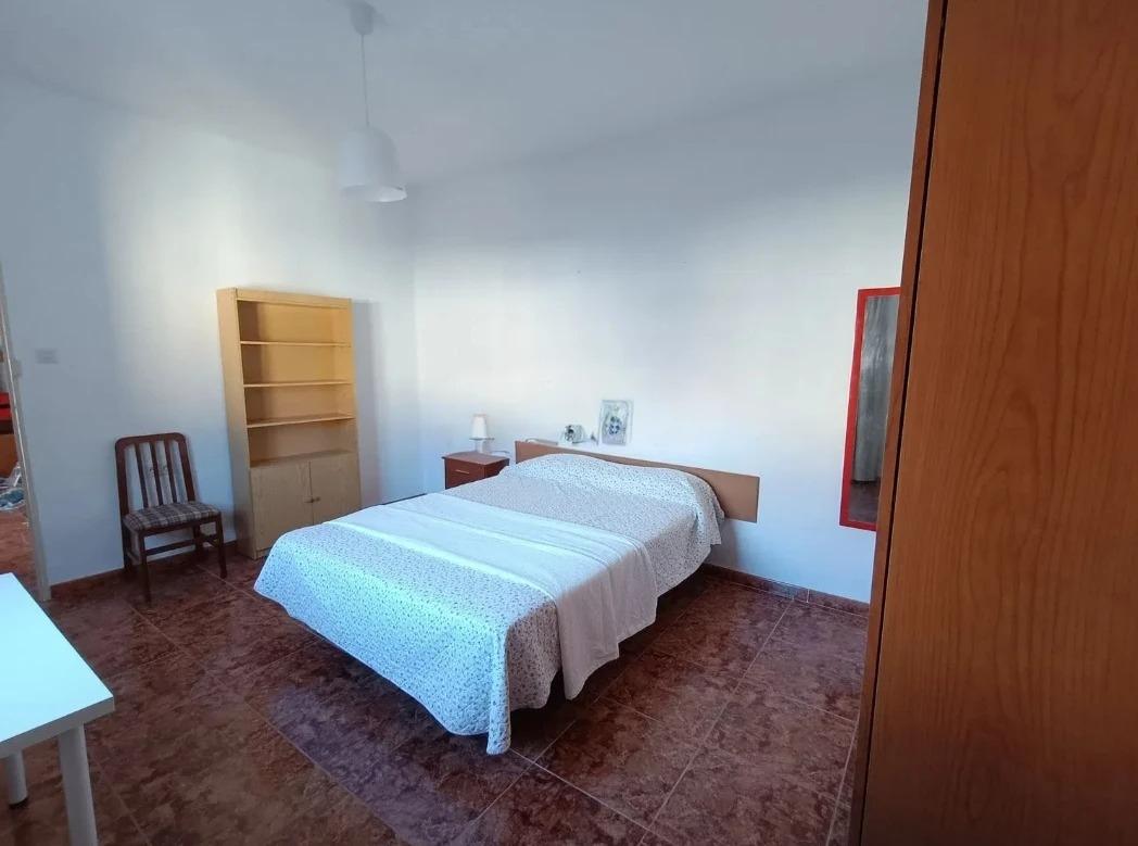 Flat for Rent in Granada