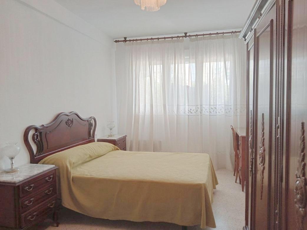 Flat for Rent in Granada