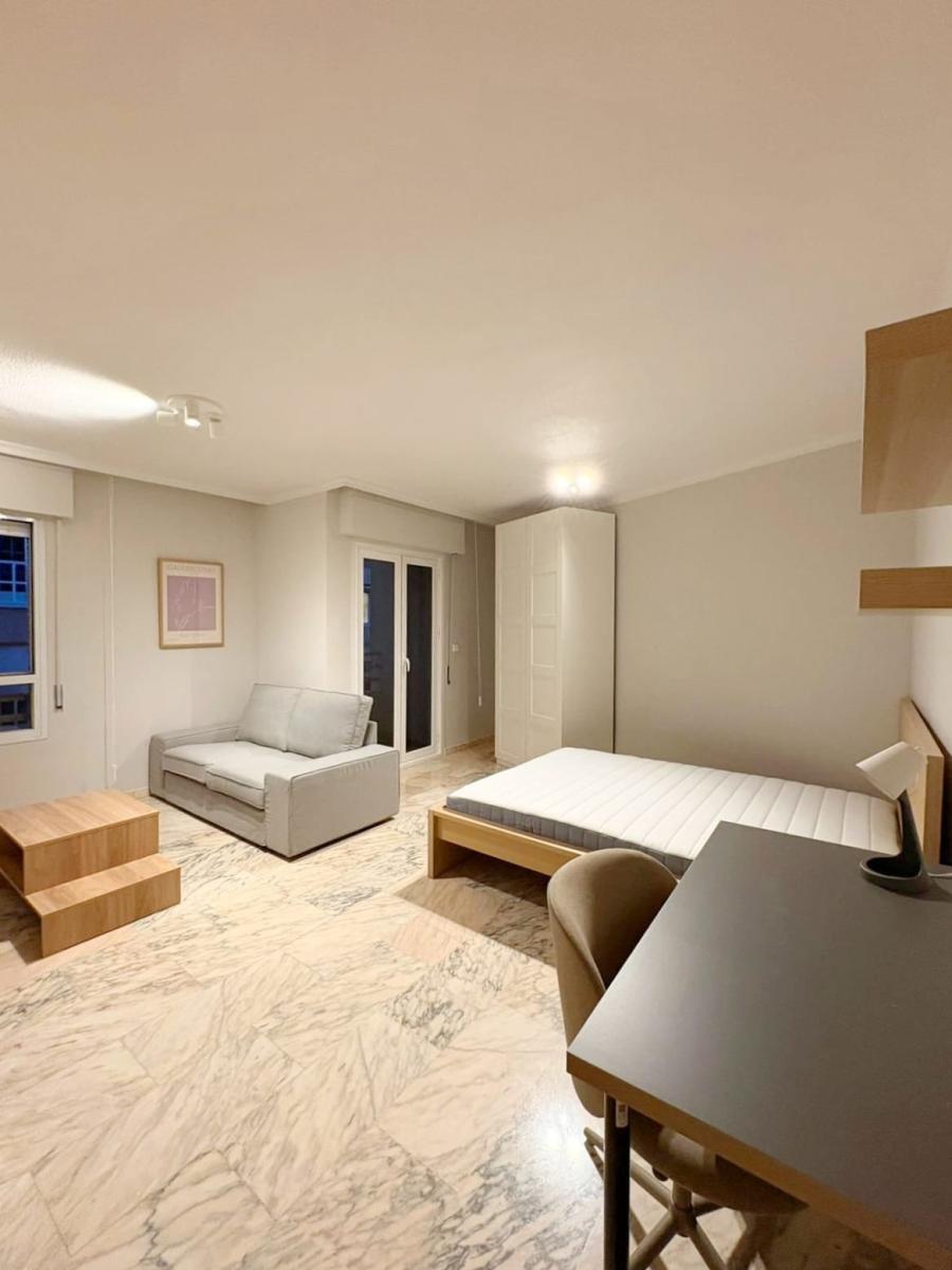 Flat for Sale in Granada