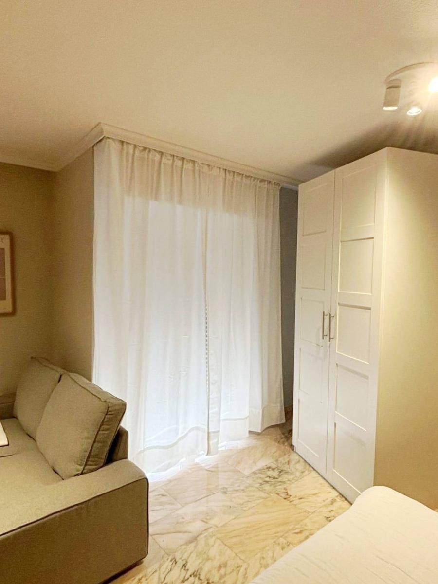 Flat for Sale in Granada