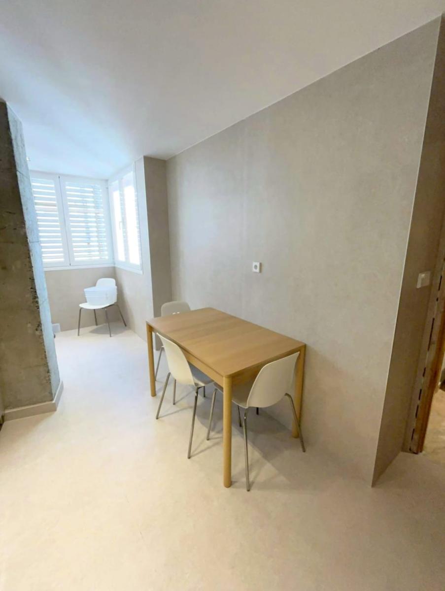 Flat for Sale in Granada