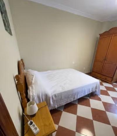 Flat for Rent in Granada