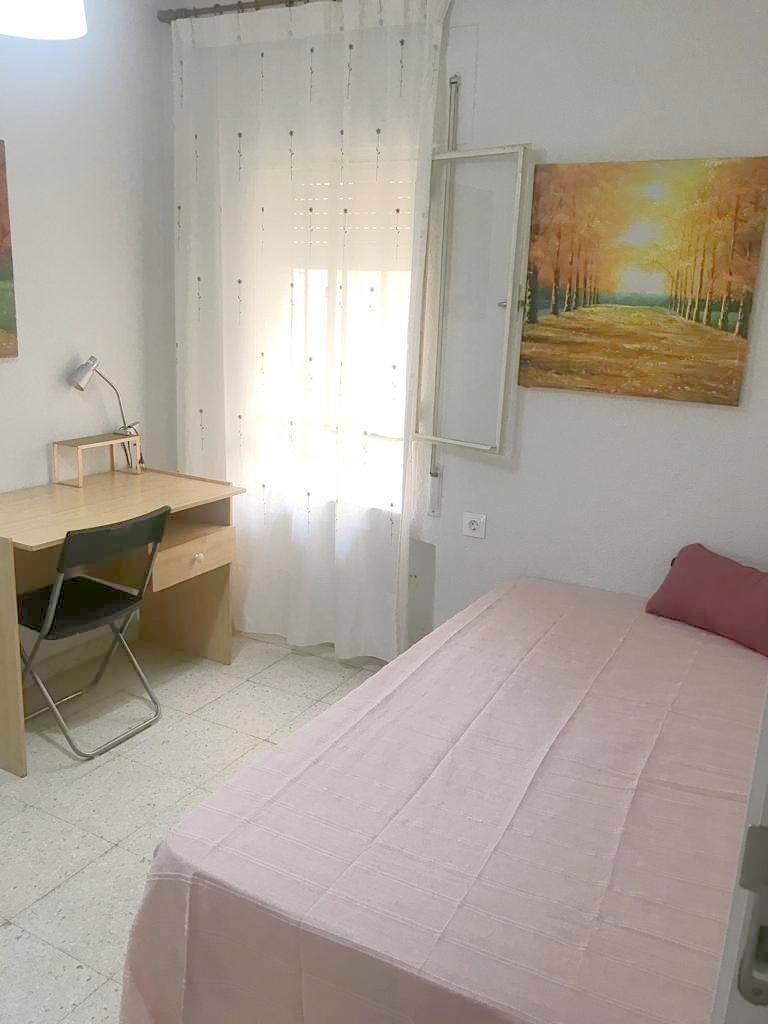 Flat for Rent in Granada