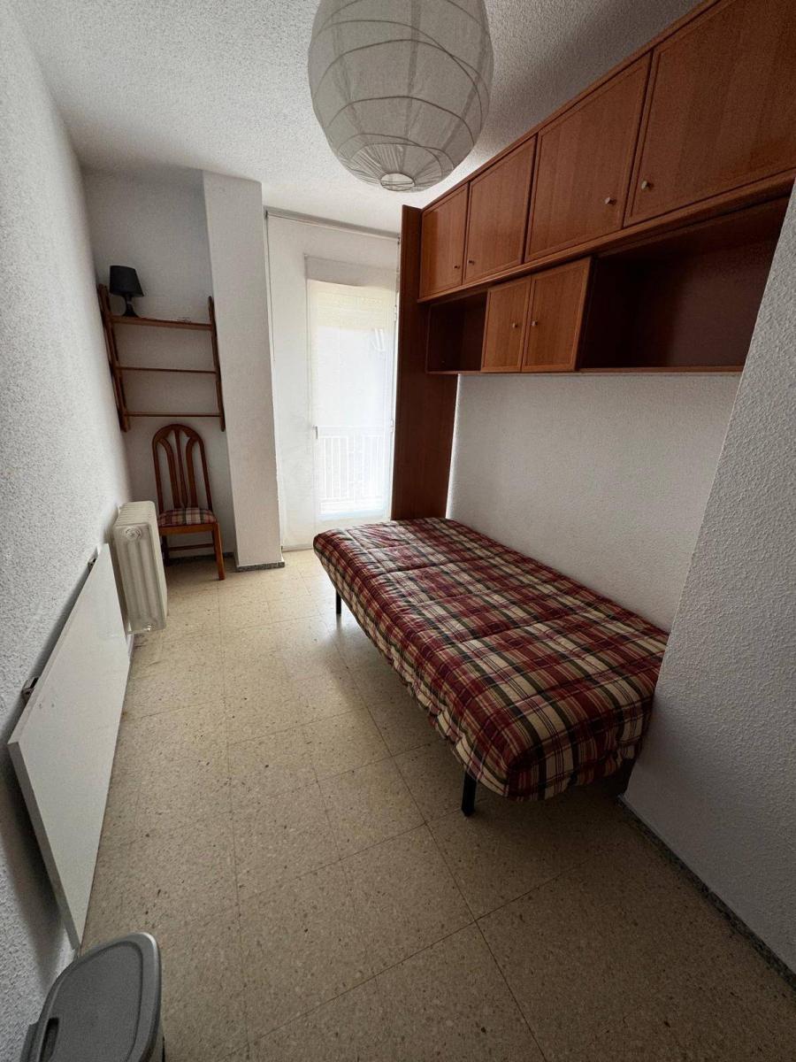 Flat for Rent in Granada