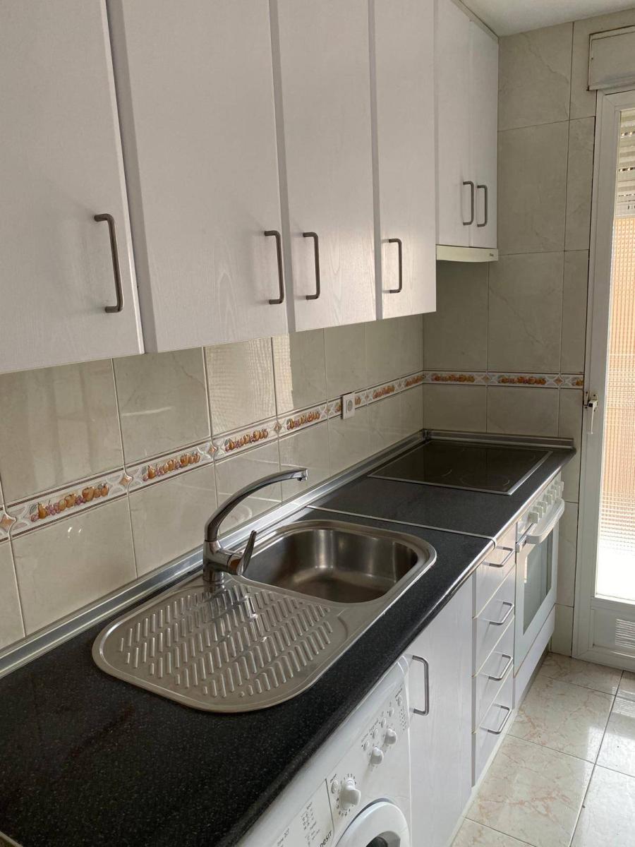 Flat for Rent in Granada