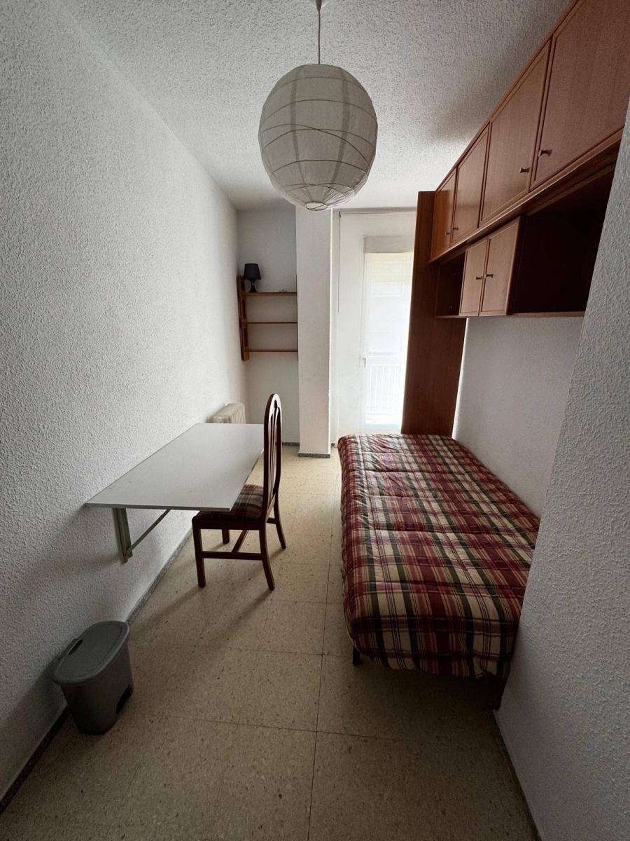 Flat for Rent in Granada