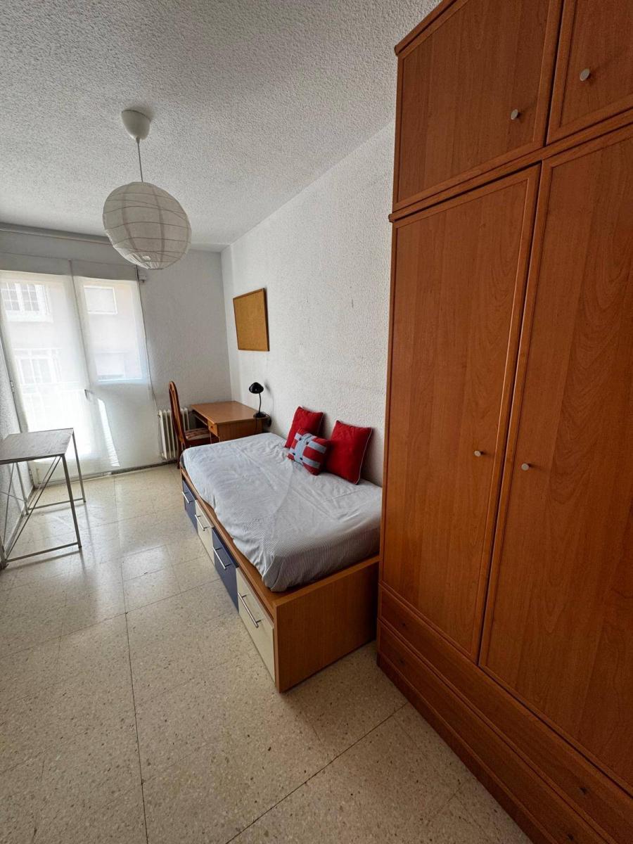 Flat for Rent in Granada