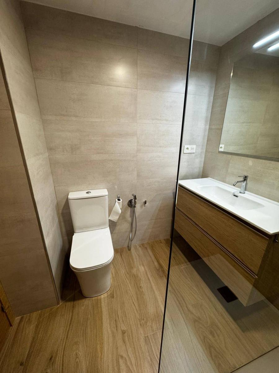 Flat for Rent in Granada