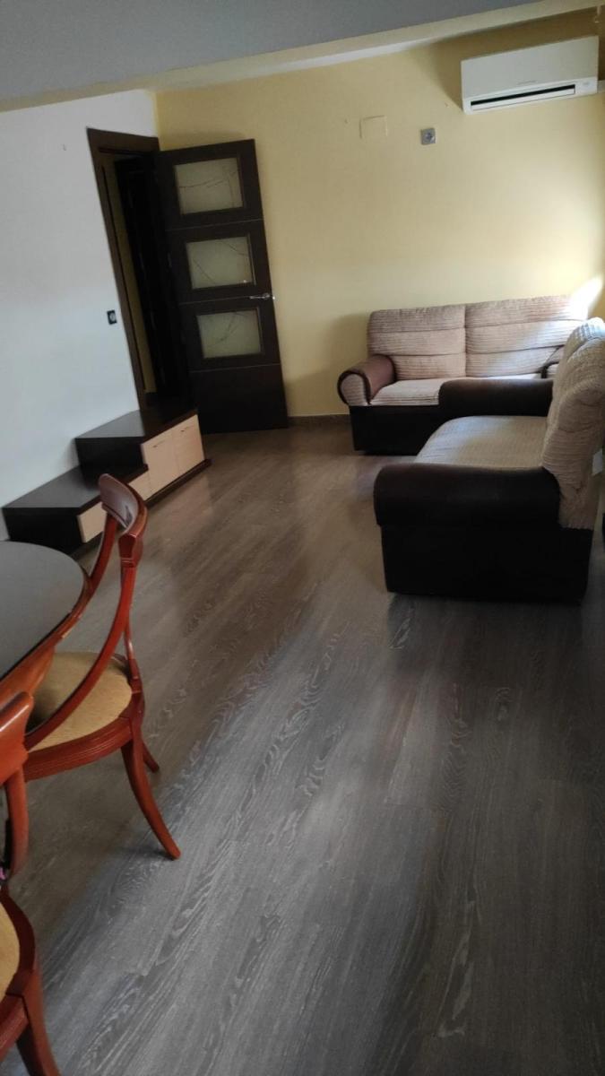 Penthouse for Rent in Granada