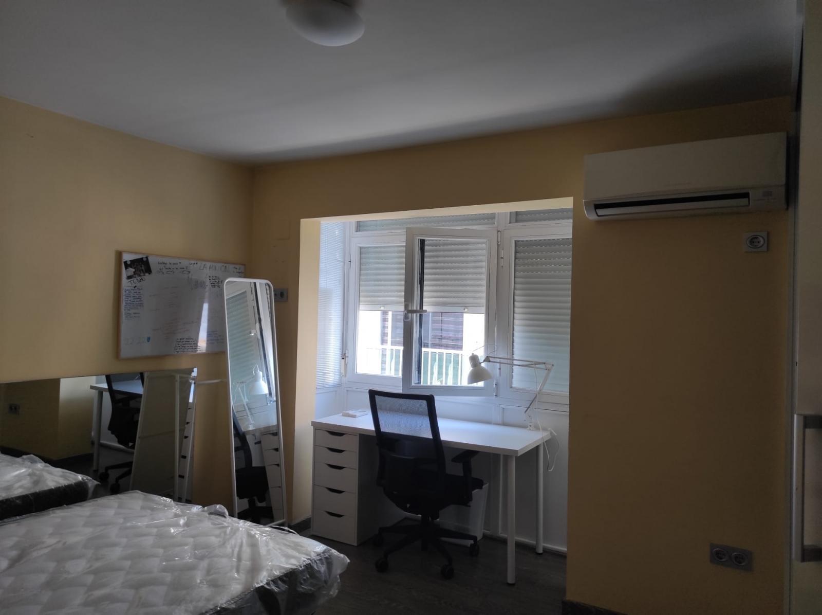 Penthouse for Rent in Granada
