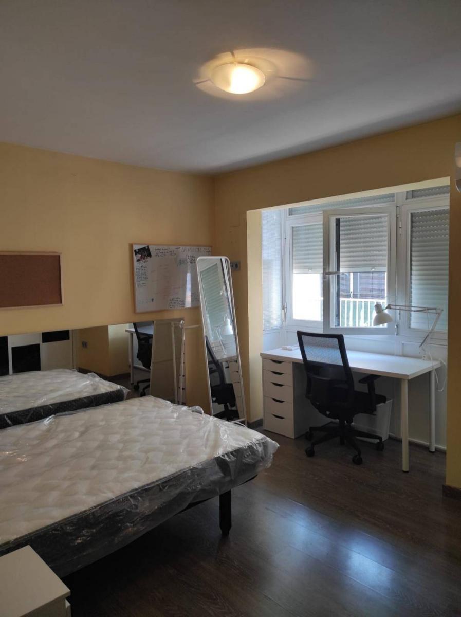 Penthouse for Rent in Granada