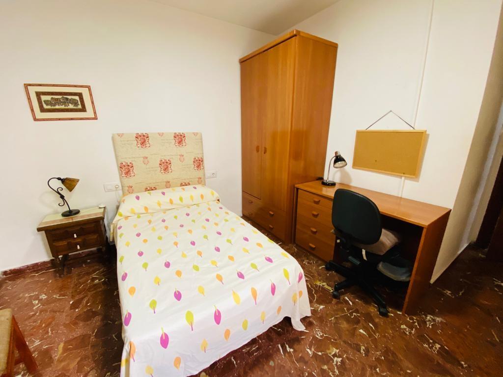 Flat for Rent in Granada