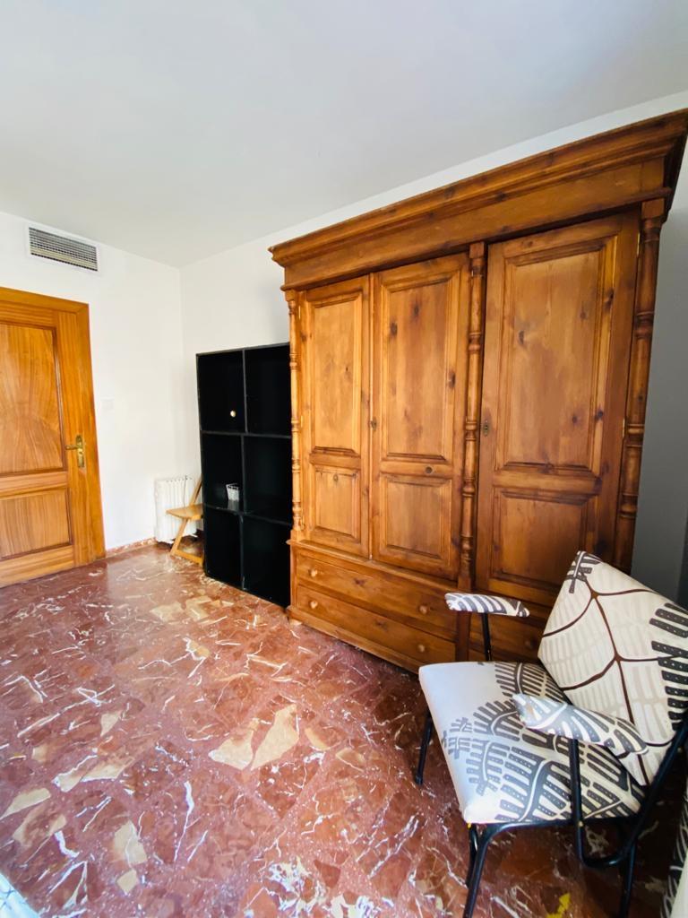 Flat for Rent in Granada