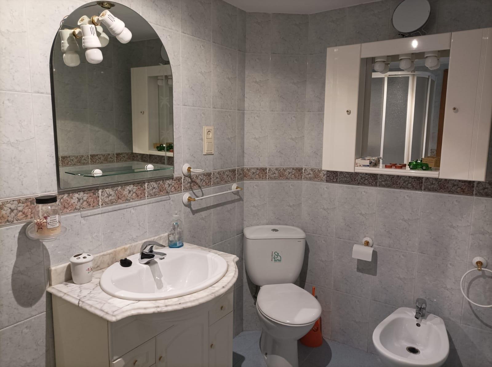 Flat for Rent in Granada