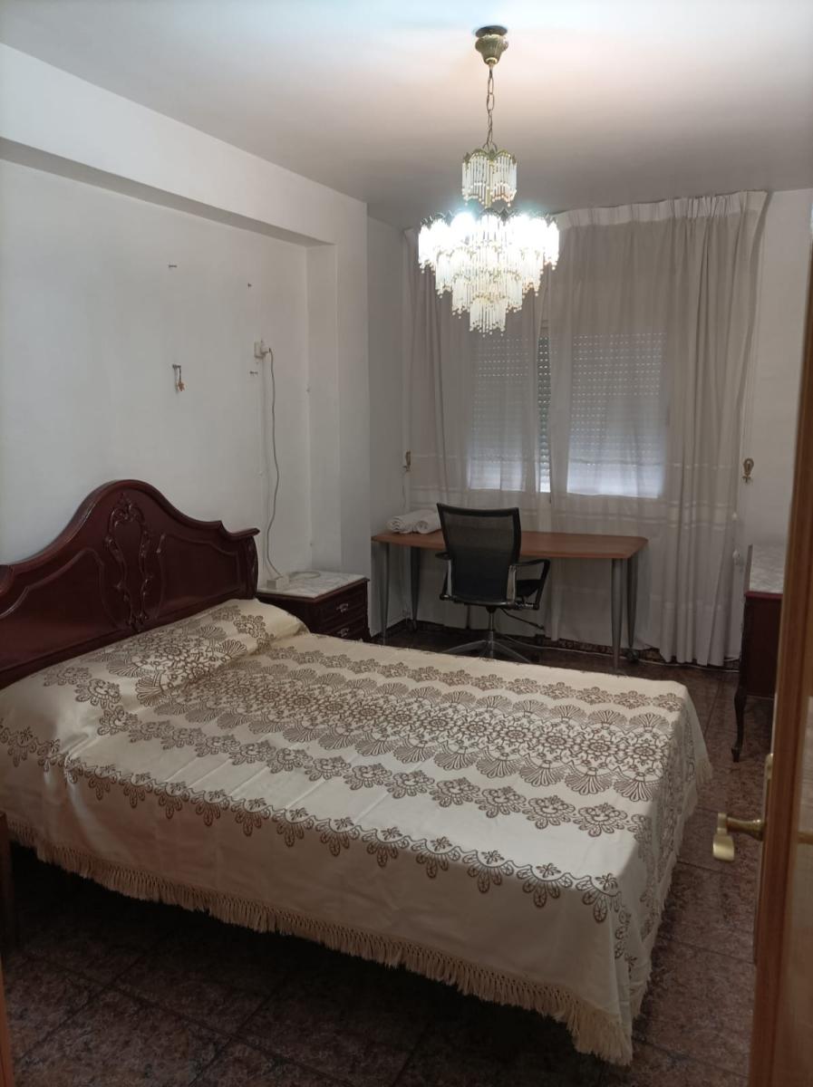 Flat for Rent in Granada