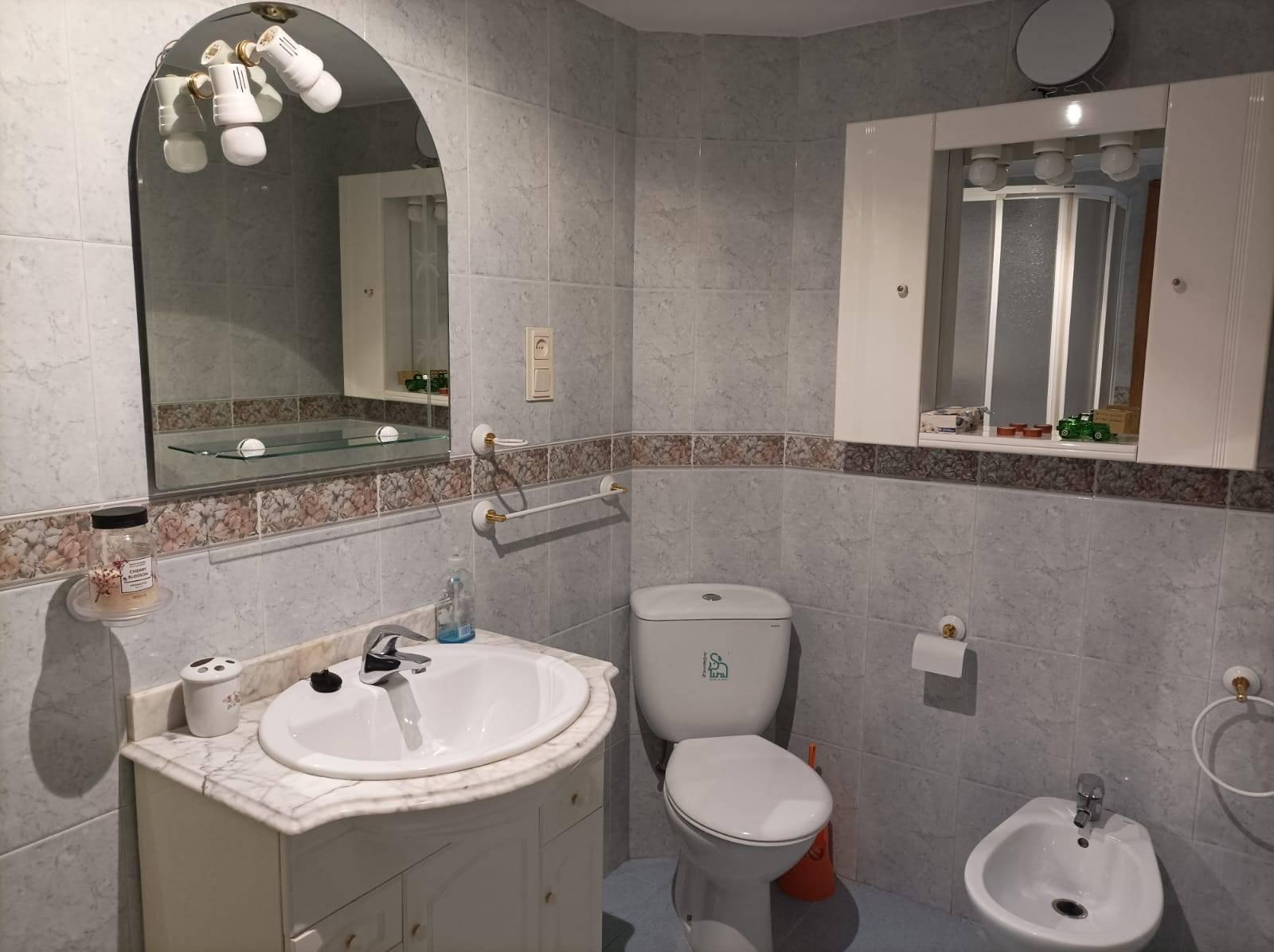 Flat for Rent in Granada