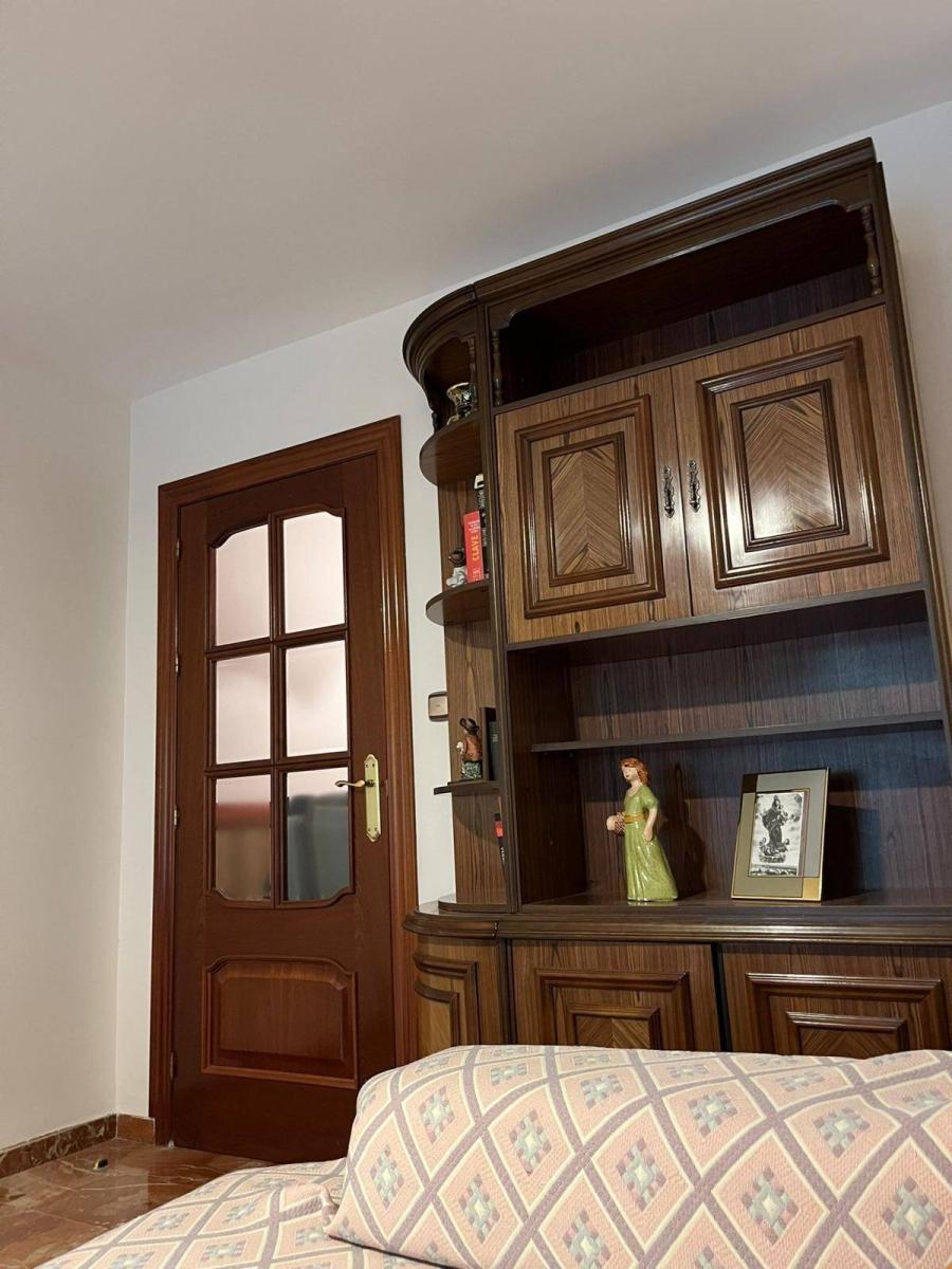 Flat for Rent in Granada