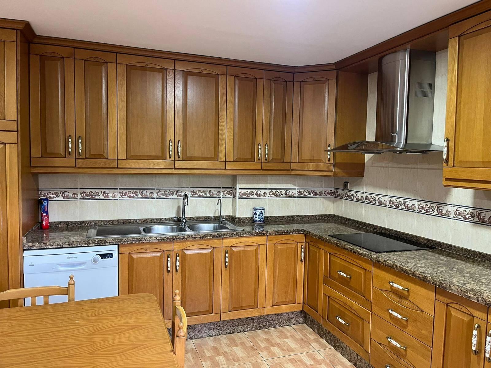 Flat for Rent in Granada