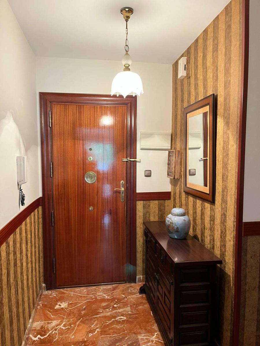 Flat for Rent in Granada