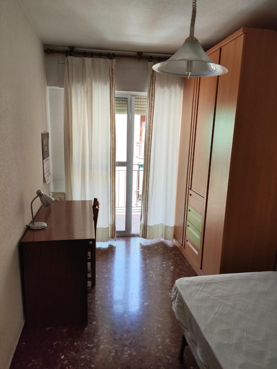 Flat for Rent in Granada