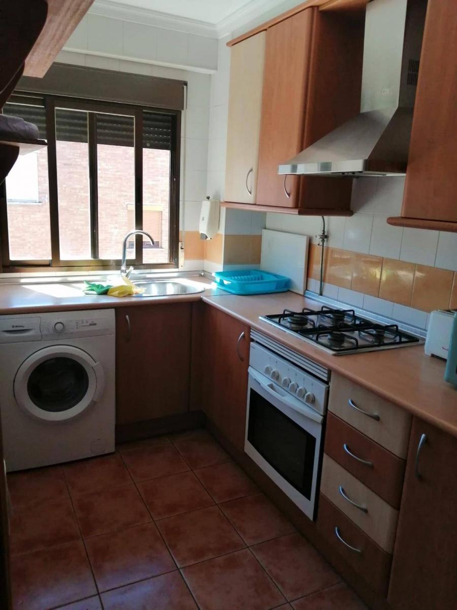 Flat for Rent in Granada