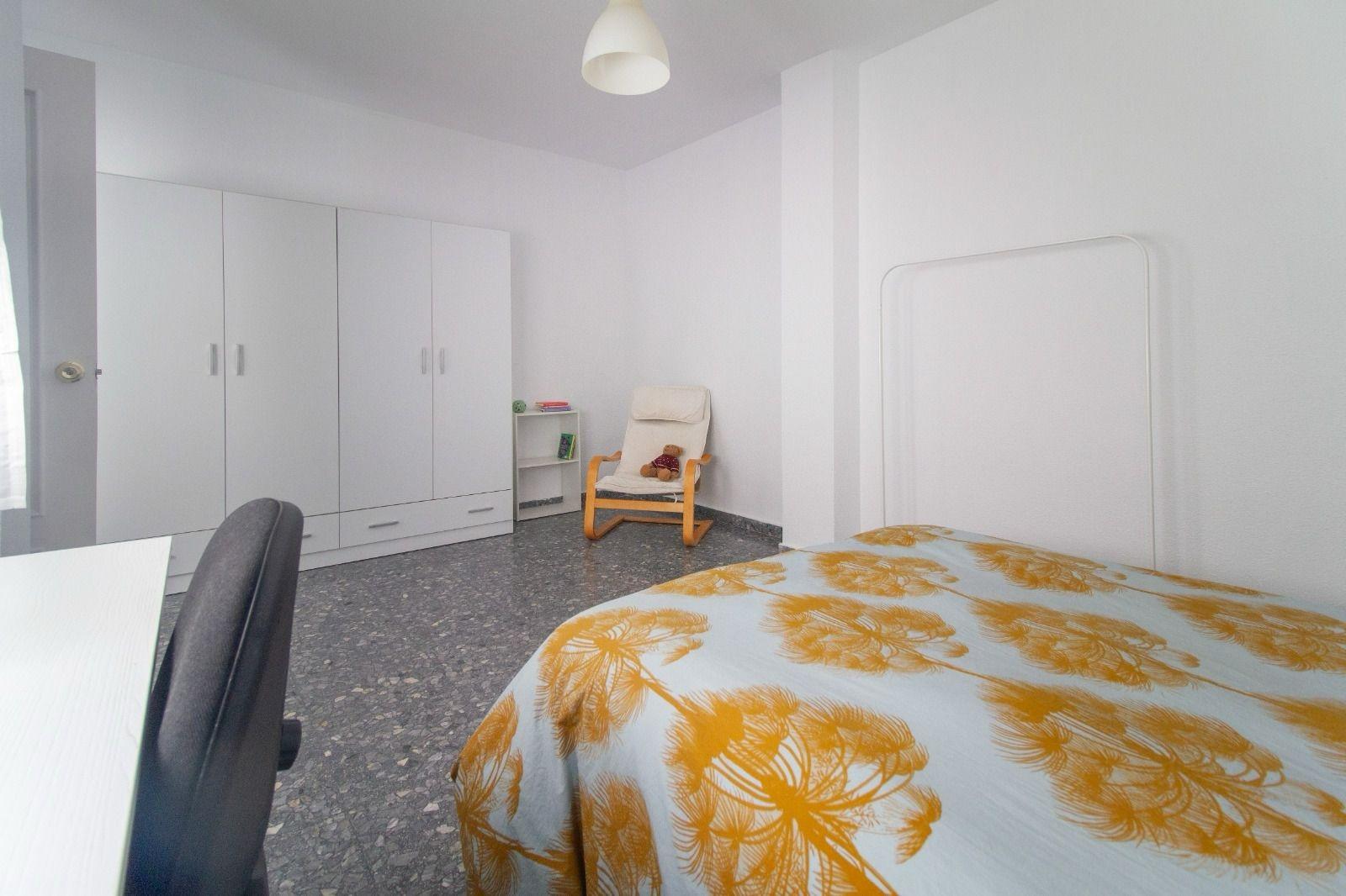 Flat for Rent in Granada