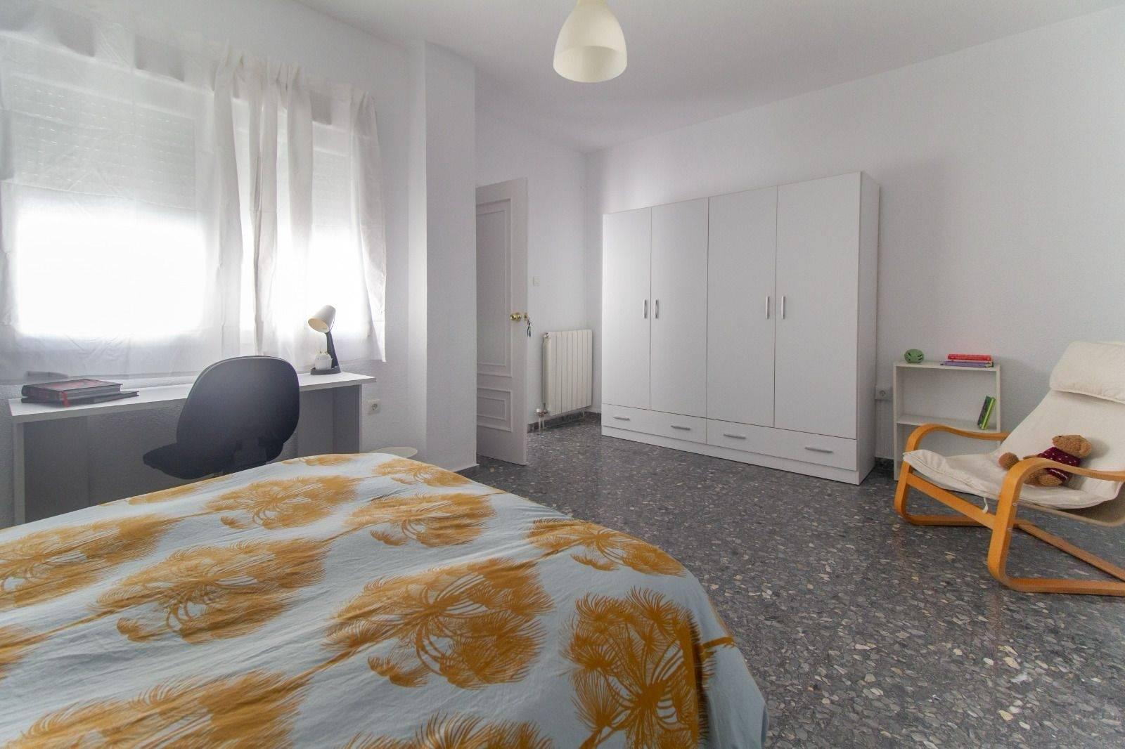 Flat for Rent in Granada