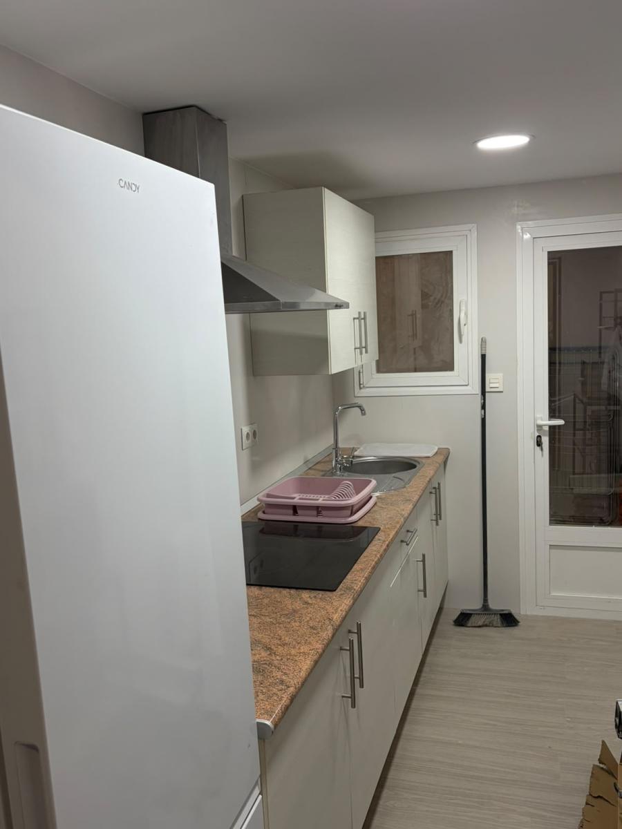 Flat for Rent in Granada