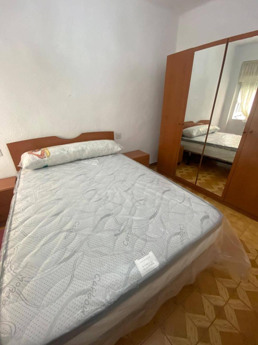 Flat for Rent in Granada