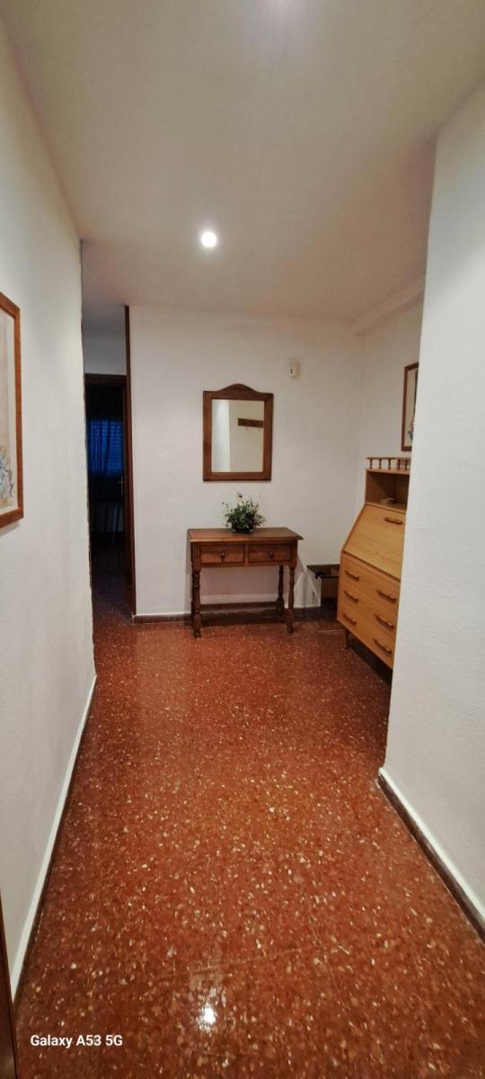 Flat for Rent in Granada