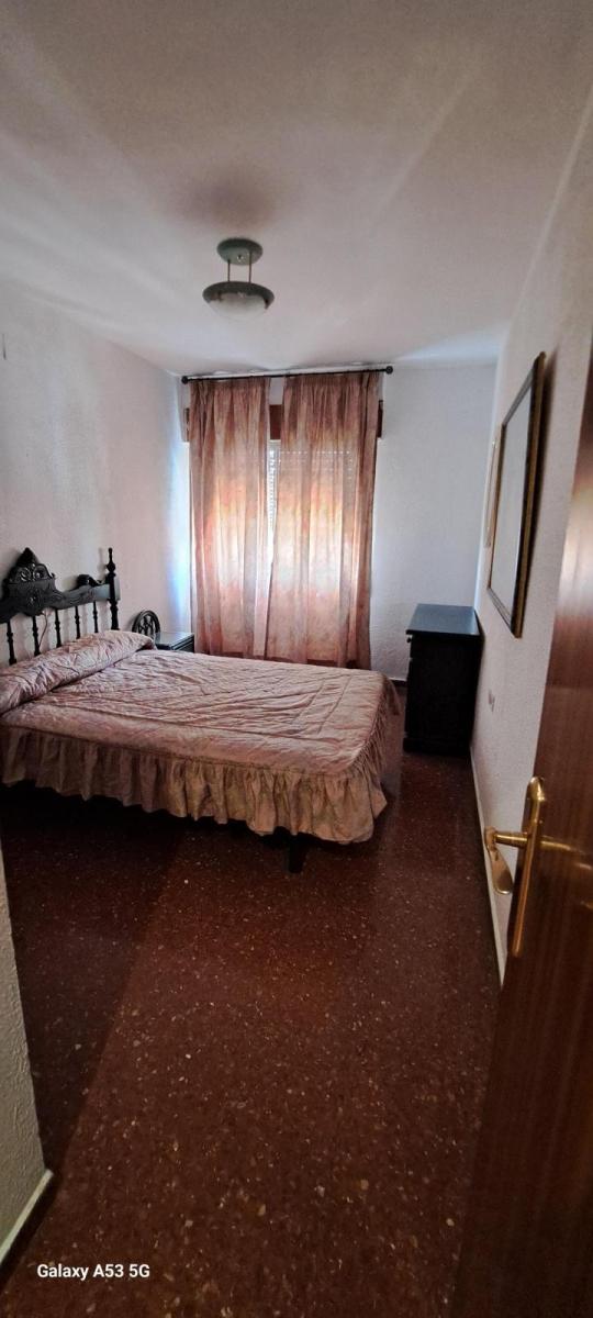 Flat for Rent in Granada