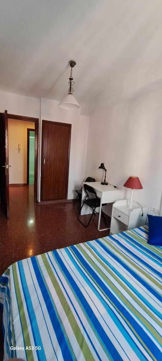 Flat for Rent in Granada