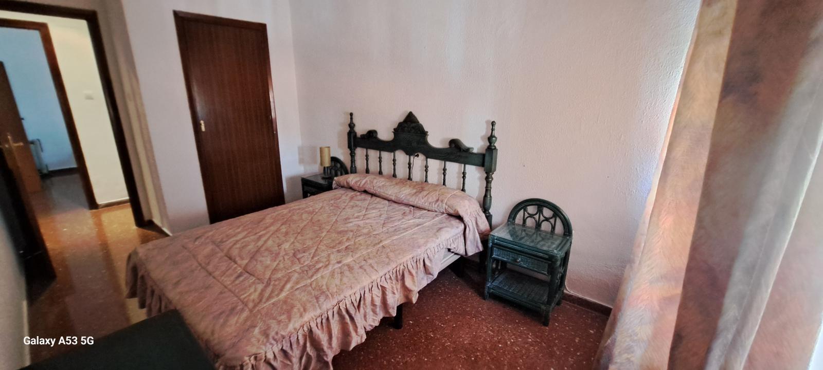 Flat for Rent in Granada