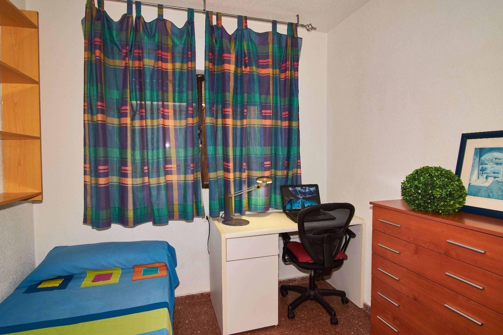 Flat for Rent in Granada